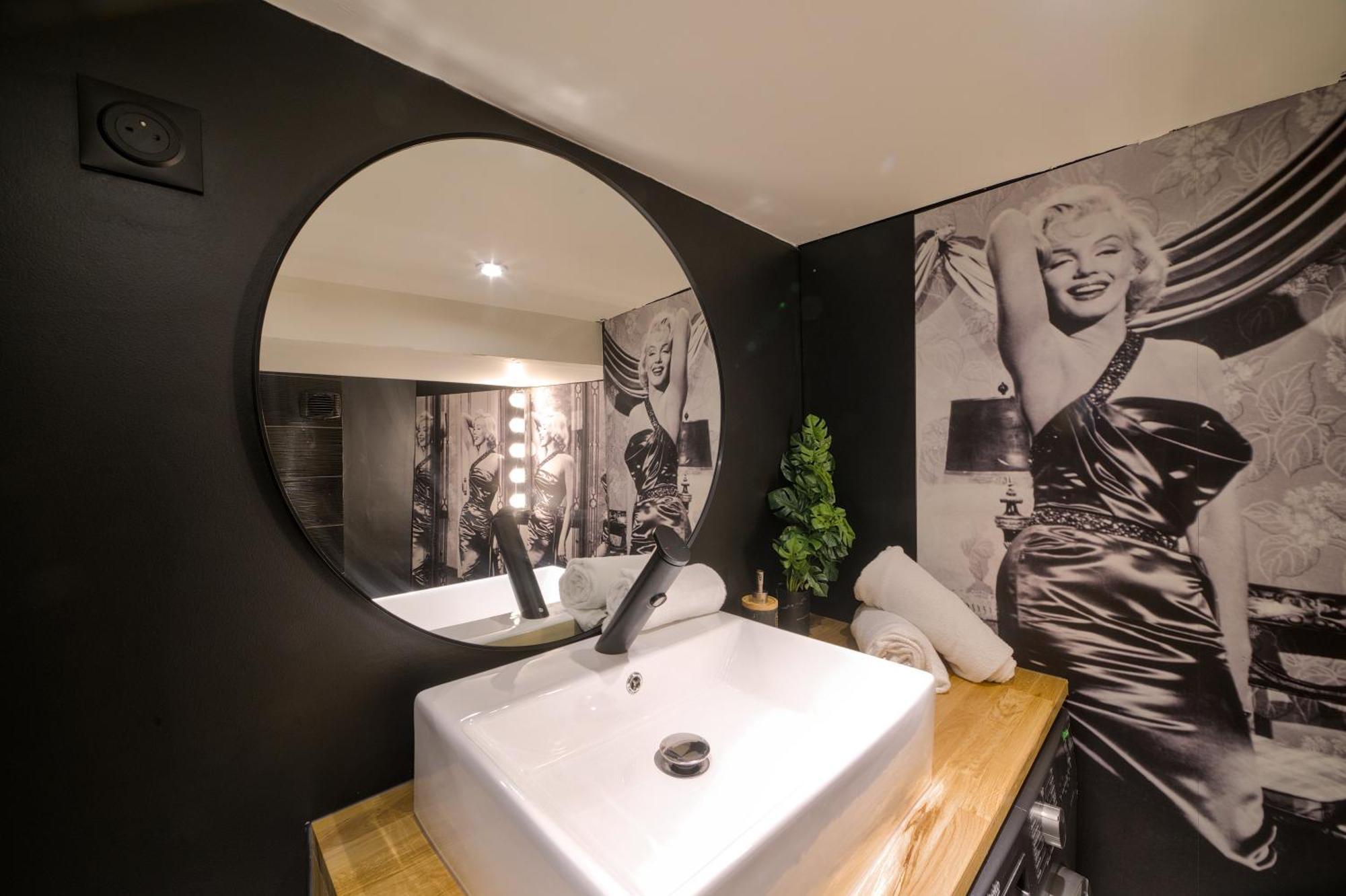 Unsejourametz - Le Cinema De Marilyn Lägenhet Exteriör bild